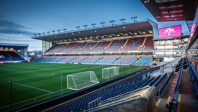 Astropay renews sponsorship with Burnley Football Club for the 2021/22 season